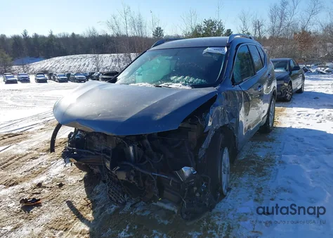 2015 Nissan Rogue Sv z USA, uszkodzony, nr VIN 5N1AT2MV1FC920736